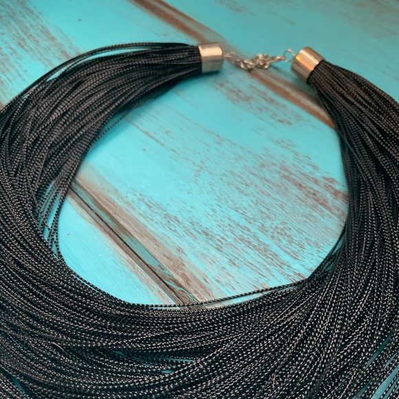 Black, string necklace. - Picture 2 of 2